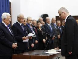 حكومة حمدالله تؤدي اليمين  الدستوري (أرشيف)