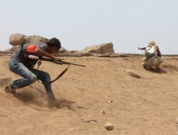 قتلى وجرحى بقصف حوثي لعدن وتقدم للمقاومة