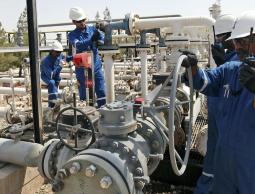 انخفاض أسعار النفط 