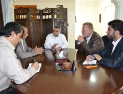 وفد من بلدية النصيرات يزور الإغاثة الإسلامية