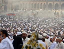 الحجاج في منى (أرشيف)