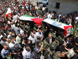 جنازة الشهداء بالخليل