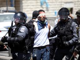 الاحتلال يمدّد اعتقال منفذ عملية الدهس بالقدس