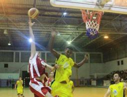 جانب من مباراة خدمات المغازي ودير البلح