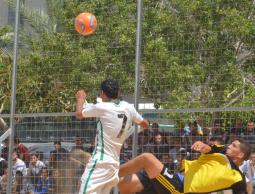 جانب من أحد مباريات الشاطئية في الفترة الماضية