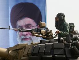 قوات ايرانية خلال عرض عسكري (الأرشيف)