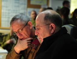  وزير جيش الاحتلال (الإسرائيلي) موشيه يعلون