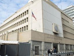 السفارة الأمريكية في (تل أبيب)