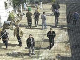 أسرى داخل سجون الاحتلال (أرشيف)
