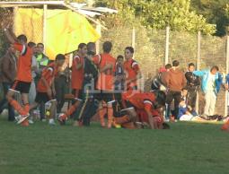 فرحة لاعبي الجلاء بالفوز على الاستقلال