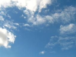 الحرارة أدنى من معدلها السنوي