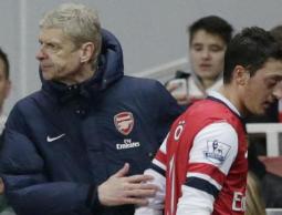 أوزيل وفينغر