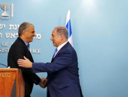 نتنياهو ووزير مالية حكومة الاحتلال