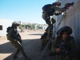 قوات الاحتلال (الأرشيف)