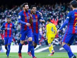 ليونيل ميسي يسارا