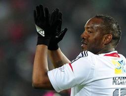 هداف جنوب إفريقيا بينيديكث ماكارثي