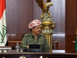 تولى البارزاني رئاسة الإقليم عام 2005 باختيار داخل البرلمان وتم تجديد ولايته بانتخابات مباشرة عام 2009