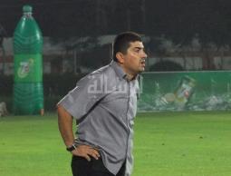 عماد هاشم يقترب من تدريب أهلي غزة