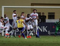 جانب من مباراة سابقة بين الطرفين