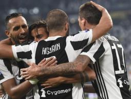 فرحة لاعبي اليوفي بالفوز