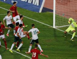 جانب من مباراة سابقة بين الطرفين