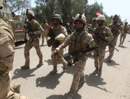 الجبوري قال إن تنظيم الدولة ينتج من القيارة أكثر من 100 برميل نفط يوميا- أرشيفية