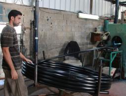 مصنع بلاستيك في غزة