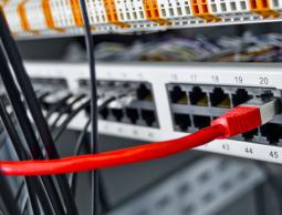 أكثر من نصف سكان العالم بلا إنترنت