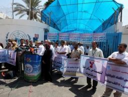 احتجاج لموظفين الأونروا (الأرشيف)