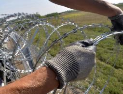 قيود أوروربية على اللاجئين السوريين