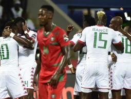 فرحة لاعبي بوركينا فاسو بالفوز
