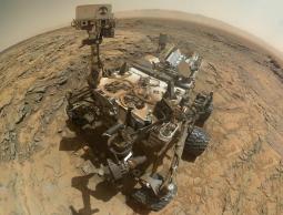 الجانب الإيجابي لإشباع الفضول كان التقدم العلمي الهائل للبشرية (الأرشيف)