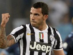 كارلوس تيفيز 