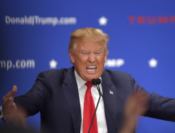 الرئيس الأمريكي دونالد ترامب