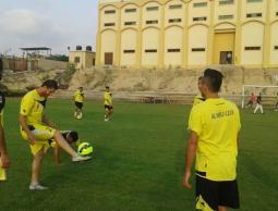 جانب من تدريبات أهلي الخليل