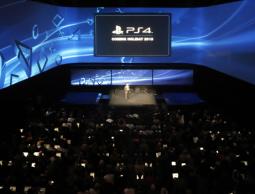 خلال حفل اطلاق الاصدار الجديد من بلاي ستيشن