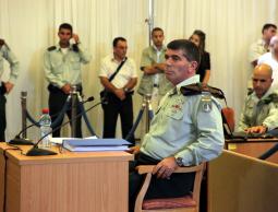  رئيس الأركان السابق للاحتلال "جابي اشكنازي"