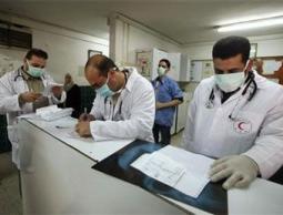 اطباء في المستشفى