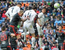 جانب من مباراة سابقة بين الطرفين