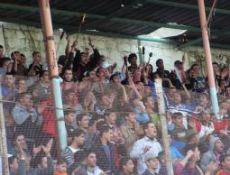 جمهور الشاطئ.. ولاء وانتماء وعطاء