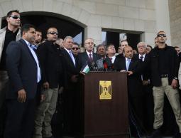 رئيس وزراء حكومة التوافق الوطني رامي الحمد الله خلال زيارة لغزة