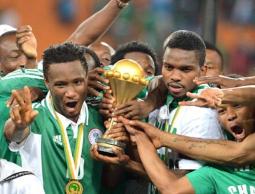 تتويج المنتخب النيجيري باللقب