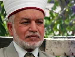 المفتي: يوم الاثنين غُرّة شهر ربيع الآخر