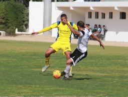 جانب من مباراة التفاح والاستقلال