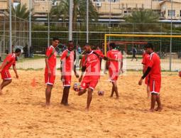 جانب من تدريبات منتخب الشاطئية