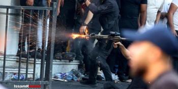 #شاهد || أجهزة أمن السلطة تطلق النار والقنابل الغازية باتجاه مخيم جنين