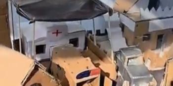 عبقرية طفل .. يحول الكرتون لبيوت حية