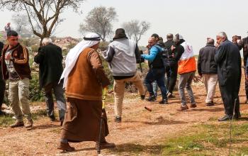 الاحتلال بمنع المزارعين من الوصول إلى أراضيهم لإحياء ذكرى يوم الأرض بالقرب من نابلس