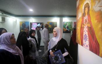 افتتاح المعرض الفني الثقافي "بعيون الفن" في رفح جنوب قطاع غزة