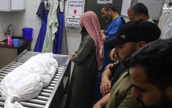 تشييع الشهيد إبراهيم الناجي في غزة بعد استشهاده متأثرًا بإصابته جراء قصف غرب المدينة